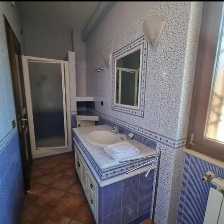 Dimora D'offizi Guest house